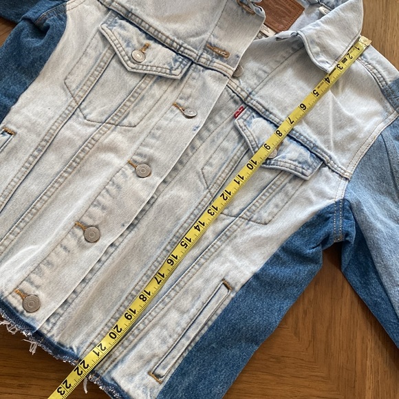 LEVI’S CLOLOR BLOCK TUCKER DENIM JACKET - Picture 3 of 10